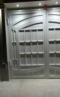 رنگ آمیزی در و پنجره
