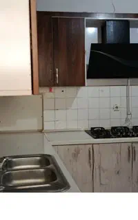 فروش کابینت همراه با گاز صفحه‌ای و هود و سینک