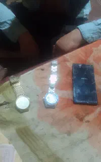 دوعددساعت وگوشی گوشی سونی