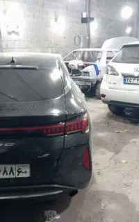 نیازمند یک دهنه داخل گاراژ