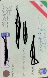 کیف دستی مشکی رنگ گم شده که حاوی کیف جیبی و مدارک