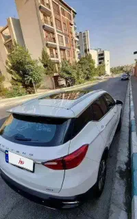 شاسی بلند هن تنگ x5