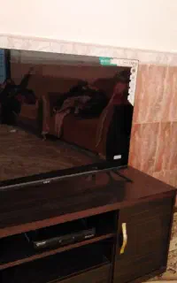 تلوزیون 43 اینچ نو یونیوا