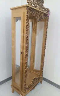 تعدادی وسایل منزل بفروش می‌رسد