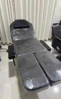 تخت مژه و تاتو، ترولی ، صندلی استاد کار