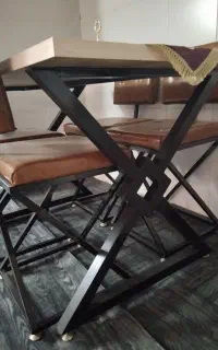 میز نهار خوری چهار نفره بزرگ