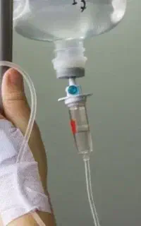 تزریق سرم و دارو در منزل