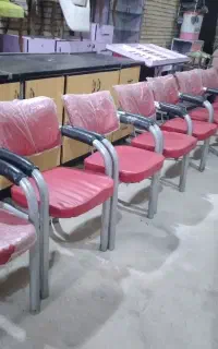 صندلی دسته دار