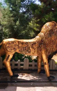 مجسمه شیر
