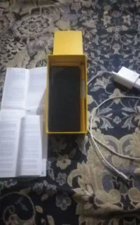 گوشی پوکو 75
