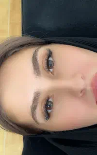 آموزش و خدمات تخصصی مژه بافت مو لیفت مژه و ابرو