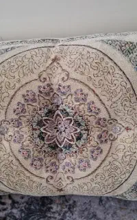 پشتی ،کنار اتاقی