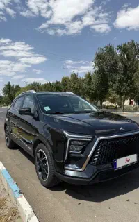 KMC X5 سالم و تمیز/کم کارکرد/مدل ۱۴۰۴/مشکی