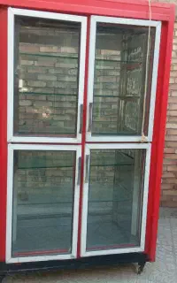 یخچال ویترینی