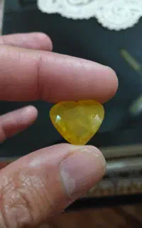 یاقوت زرد معدنی