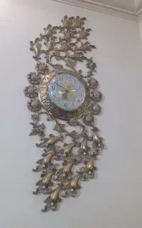 ساعت برنزی دیواری