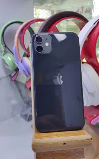 گوشی آیفون 11 نرمال لازرورقی