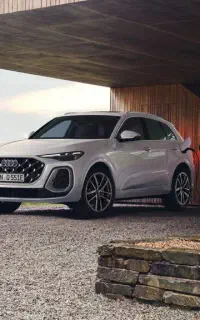فروش فوری 2 حواله Audi Q5 e tron