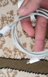 شارژر آیفون ۱۶