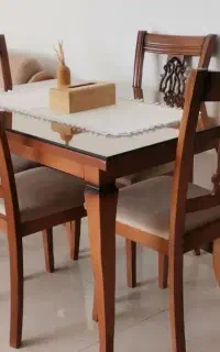 میز ناهار خوری 4 نفره در حد نو