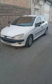پژو ۲۰۶