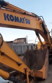 بیل مکانیکی ۴۰۰ کوماتسو