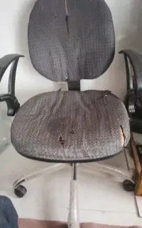 صندلی  خوب است