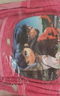 کوله مدرسه