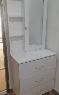 کمدومیز آرایش