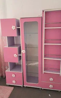 تخت گهواره ای و کمد کودک