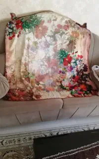 روسری قهواره بزرگ کادوی بوده