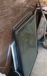 پنجره آلومینیومی باشیشه رفلکس