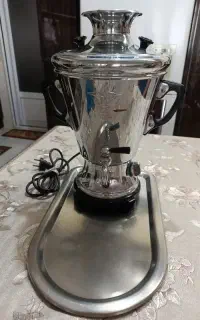سماور برقی به همراه سینی