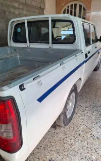 مزدا کارا دوکابین ۲۰۰۰