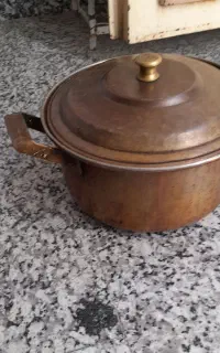قابلمه ی مسی  به وزن ۱/۳۰۰  کیلو