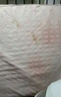 تشک تخت سالم