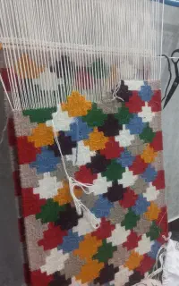 گلیم دستبافت پشمی  و نخ مرینوس