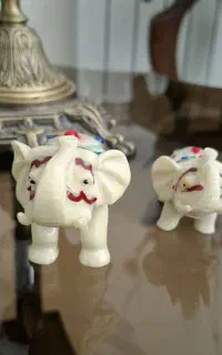 مجسمه فیل هندی و دیوار کوب آلمانی