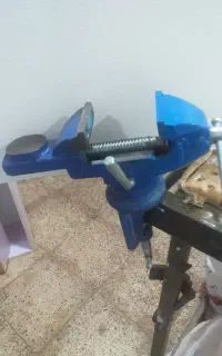 گیره و سنگ محک تیزکن