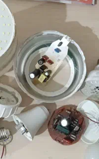 تعمیرات انواع لامپ و پروژکتور