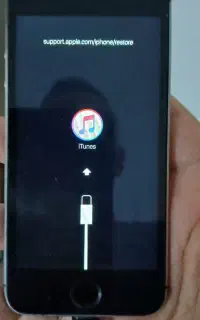 آیفون 5s نیازمند تعمیر