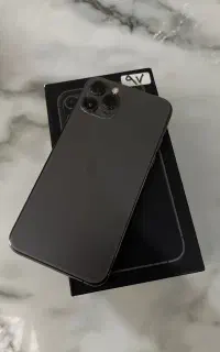 ۱۱ پرو۲۵۶