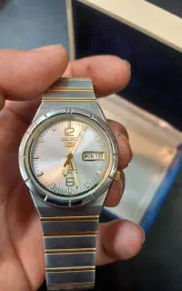 ساعت سکو پنج