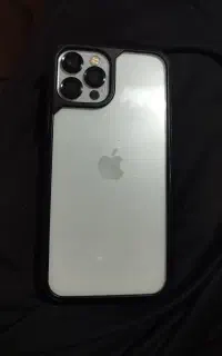 ایفون 12pro ZAA سری M با شارژر
