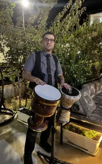 نوازنده فوق حرفه ای سازهای کوبه ای