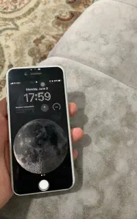 ایفون۸