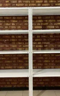 قفسه پایه دار پیچومهره ای