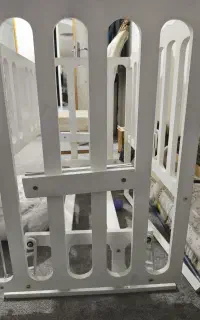 تخت کنار مادر اصلا استفاده نشده