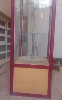 ویترین گردان برقی