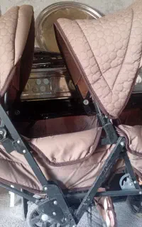 کالسکه دوقلو